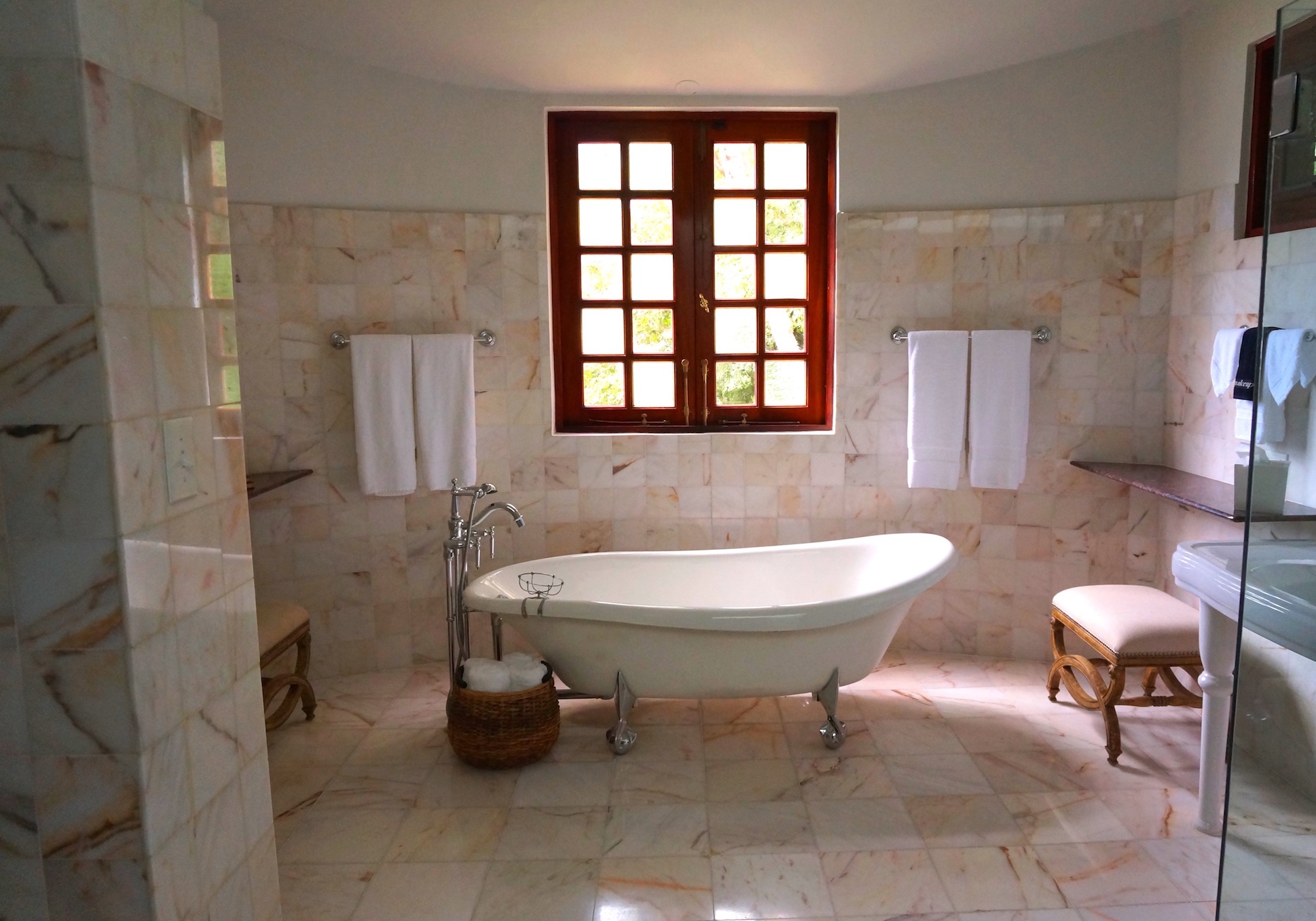 Marble and travertine bathroom SoFloClean in Boca Raton